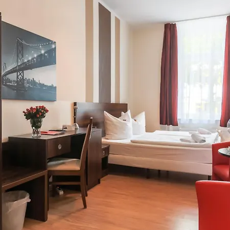 City Frankfurt Oder Bahnhof 3*