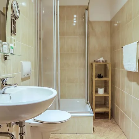 Frankfurt-oder Bahnhof 3*