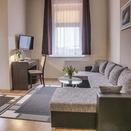 Frankfurt-oder Bahnhof 3*