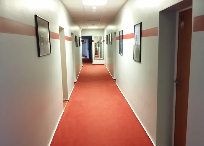 Frankfurt-oder Bahnhof 3*