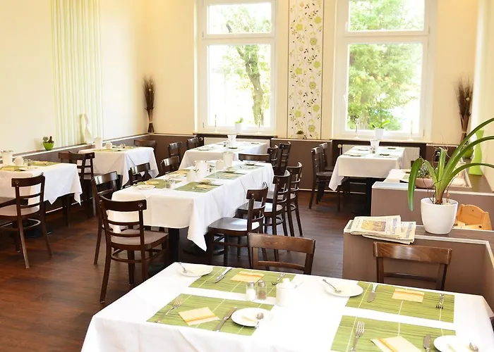 Frankfurt-oder Bahnhof 3*